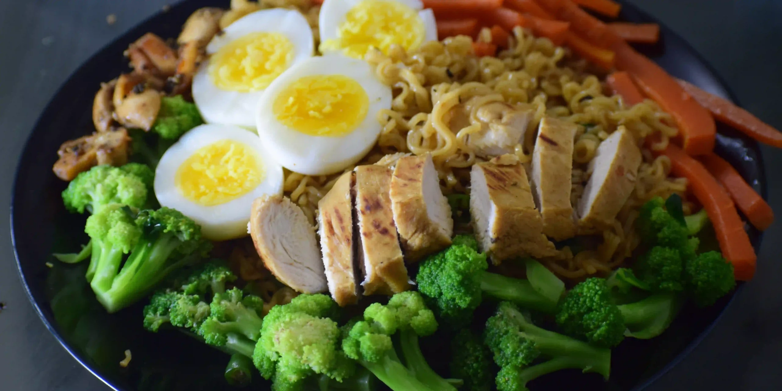 بهترین زمان مصرف پروتئین وی برای حجم